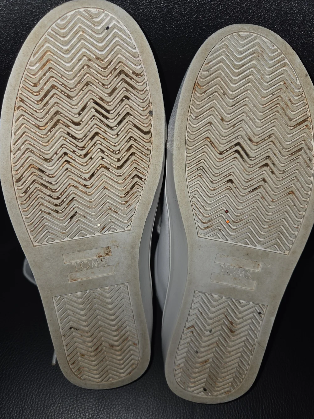 TOMS Women’s White Leather Lace-Up Sneakers